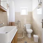 Flower's Alonnisos - Artemis Summer Escape Apartament