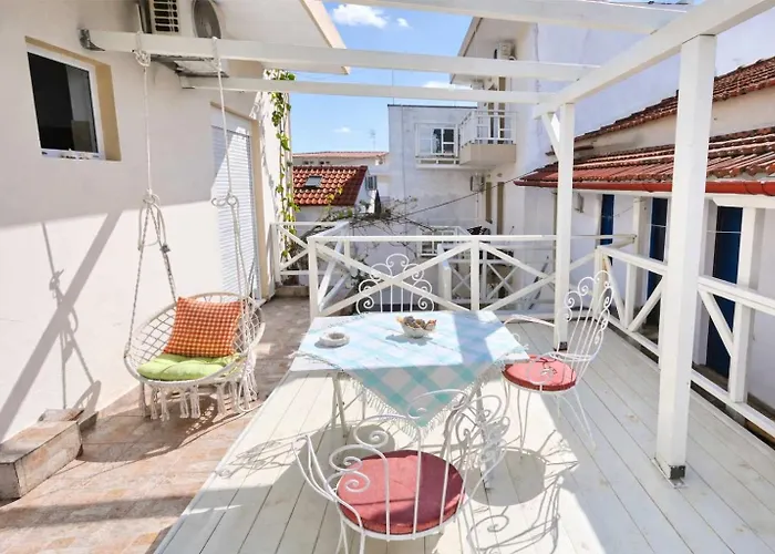 Flower's Alonnisos - Artemis Summer Escape Apartman