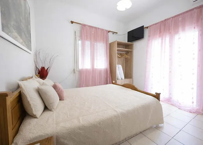 Flower's Alonnisos - Artemis Summer Escape Apartment *