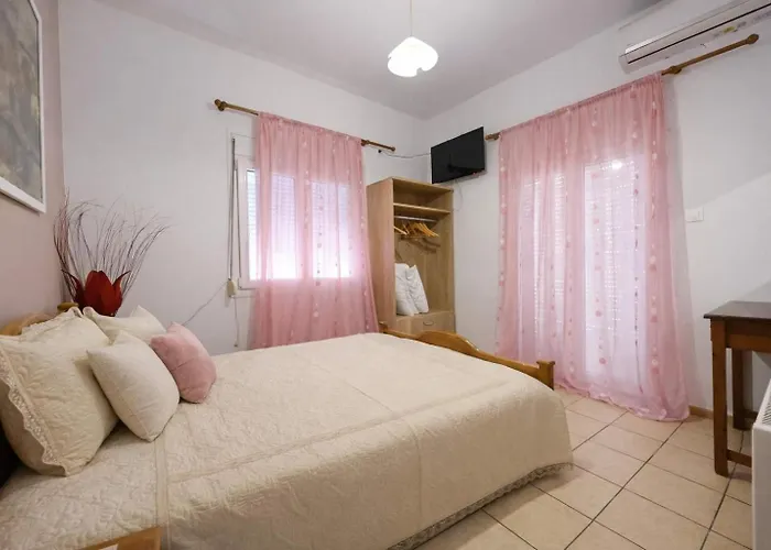 Flower's Alonnisos - Artemis Summer Escape *